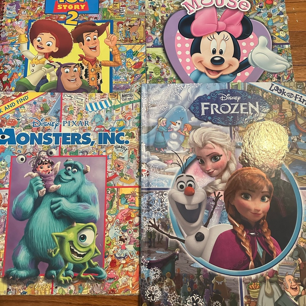 Disney Colorful Look and Find Book Collection